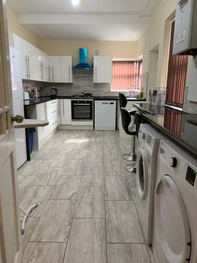 50 Mayford Road Otel Manchester Dış mekan fotoğraf