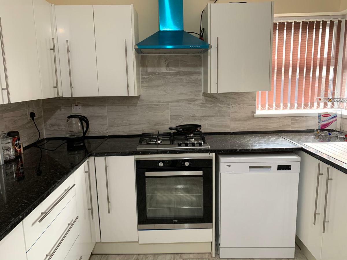50 Mayford Road Otel Manchester Dış mekan fotoğraf